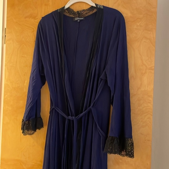 Celkuser Womens Plus Size Lace Edge Robe - Picture 2 of 7